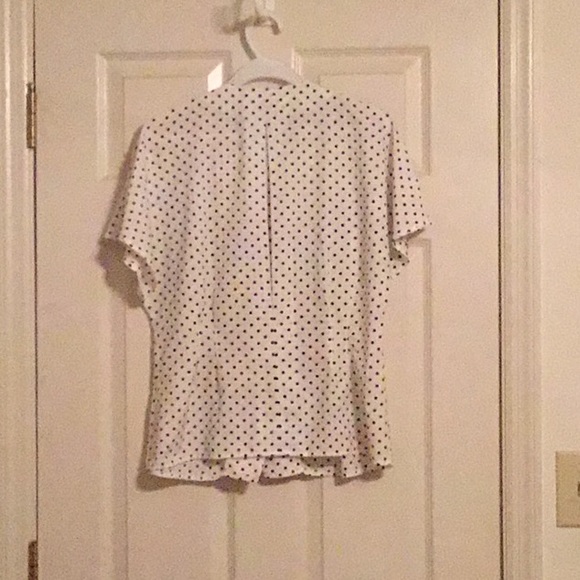 CLOSET CLEAN OUT polka dot 50’s blouse - Picture 4 of 4